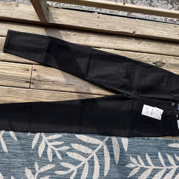 Zara Super Elastic High Rise Skinny Jeans Black Size 40 (US 8) - Picture 1 of 4